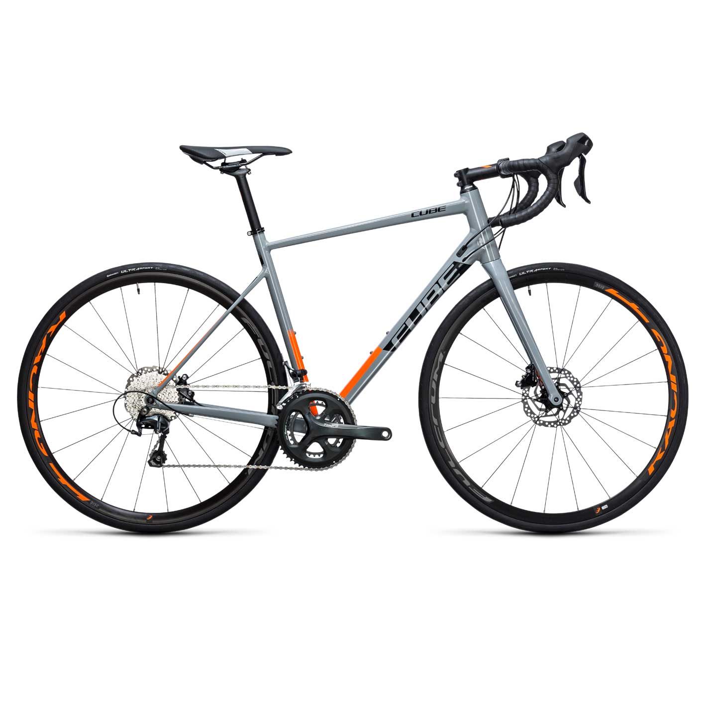 Cube Attain Race Disc 2017 maantiepyörä Cube Attain Race Disc 2017 maantiepyörä